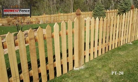 Traditional Wood Picket Fences - Midwest Fence