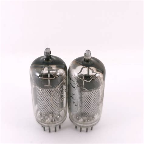 2 X EF86 ADZAM TUBE 1950s MULLARD PROD SQUARE GETTER USED 53 CH169