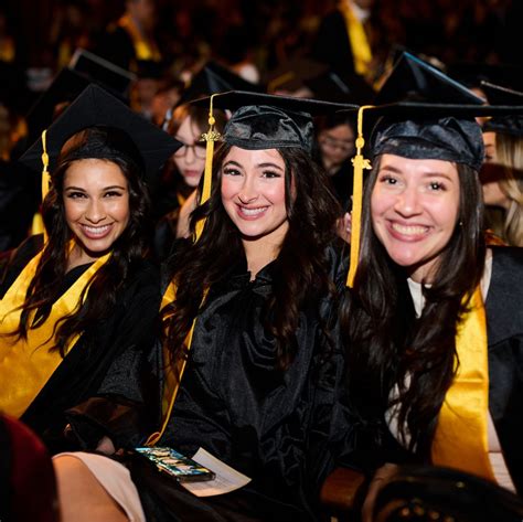 Class Of 2023 Commencement Highlights Macaulay Honors College