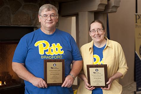 Faculty and alumni couples honored during PBAA dinner (News ...