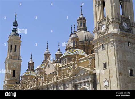 Basilika De Nuestra Senora Del Pilar Stock Photo Alamy