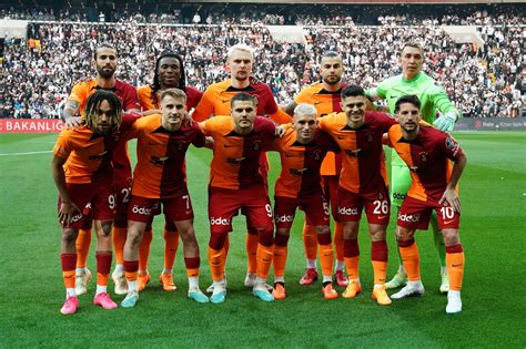 Galatasaray peşindeydi yıldız futbolcu kararını verdi! - Aspor