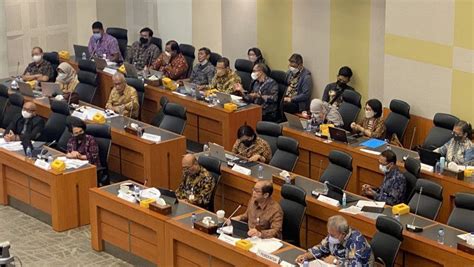 Kemenkeu Siapkan Rp156 4 Triliun Untuk Pensiunan Hingga THR