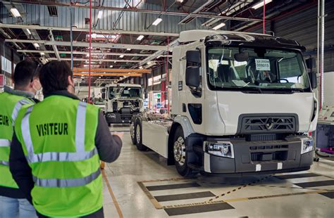 1000 Battery Electric Trucks Produced At The Renault Trucks Plant