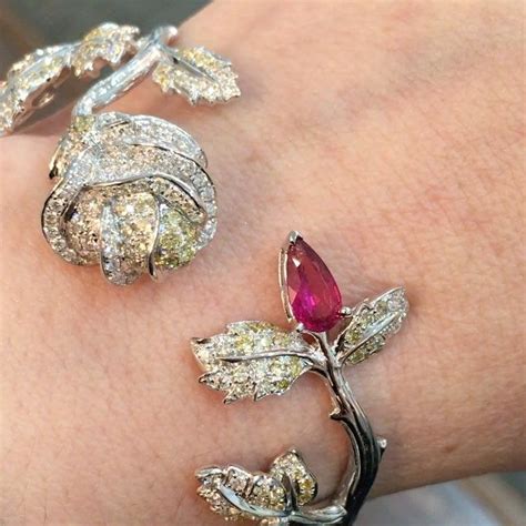 Golden Diamonds Rose Vines Diamond Bracelet Contrast Cuff