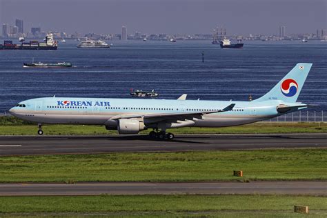 Korean Air A330 300 HL7553 Airbus A330 323 大韓航空 KE KAL Flickr