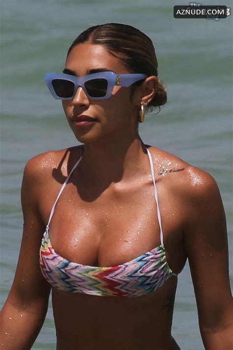 Chantel Jeffries Sizzles In Sexy Bikini At Miami Beach AZNude