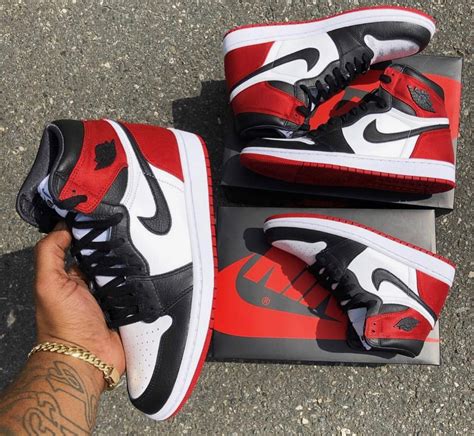 Air Jordan 1 Satin Black Toe Arrives August 17th - DailySole