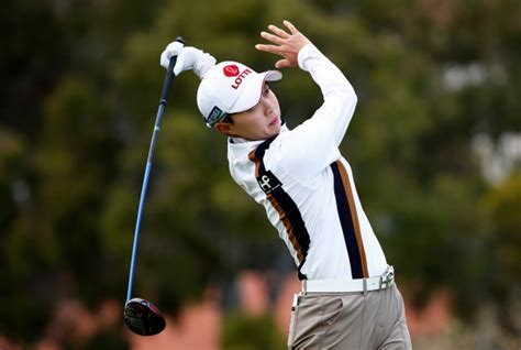 Ruoning Yin Hyo Joo Kim Share 36 Hole Lead At La Open In Palos Verdes