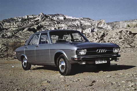 Audi 100 La Berlina Que Resucitó La Marca Cuatro De Aros Autocasión