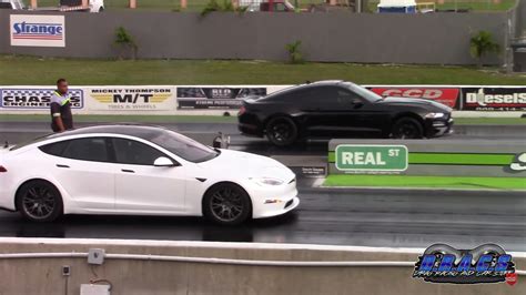 Tesla Plaids Drag Ford Mustang Gts And Nissan Gt R Slow Ice Sounds