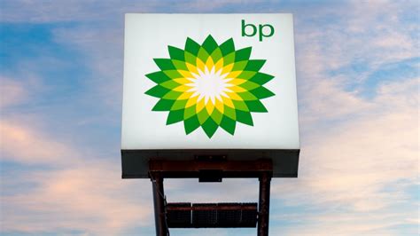 bp  bin  calisanini isten cikariyor