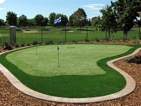 Synthetic Lawn Mesa Arizona How To Build A Putting Green Backyard Designs