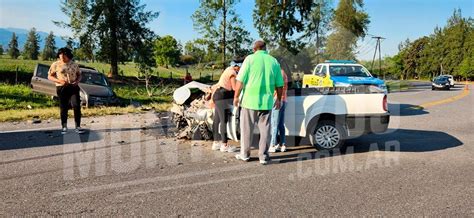 Dos Camionetas Chocaron De Frente En La Ruta Que Sube A Taf Del Valle