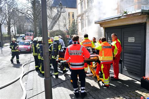 Wiesbadenaktuell Feuerwehreinsatz Kellerbrand In Der Uhlandstra E In