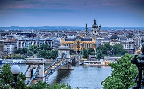 Budapest Szechenyi Chain Bridge Danube River City Architecture