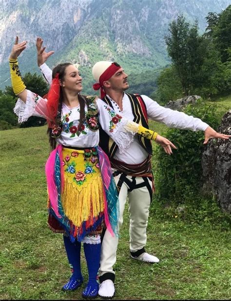 Veshje tradicionale nga Tropojë Albanian clothing Traditional