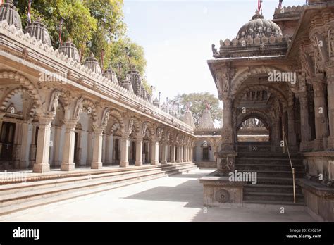 Architectural details of a temple, Swaminarayan Akshardham Temple ...