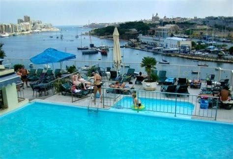 Bayview Hotel & Apartments Il-Gzira, Hotel Malta. Limited Time Offer!