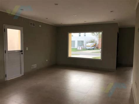 Venta Casa A Estrenar Dormitorios M Cocheras San Ramon Pilar