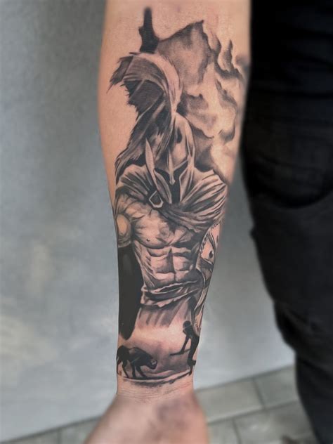 Tatua Pawe Gach Styl Realizm Tattooartist