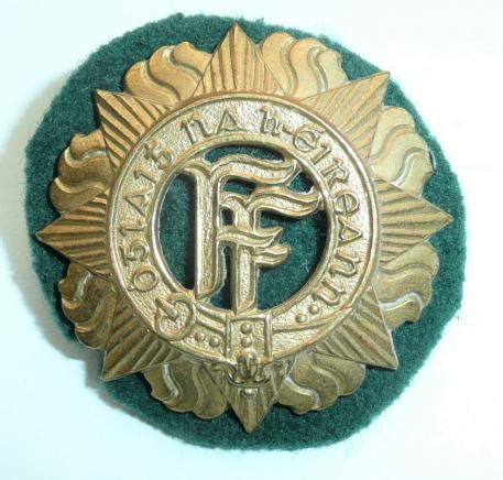 The Quartermaster S Store Eire Irish Army Brass Cap Badge With Green