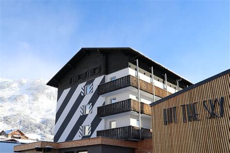 HIT THE SKY St Christoph Am Arlberg Oostenrijk Foto S Reviews En