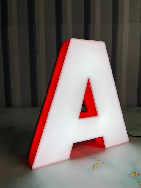 Outdoor White And Red D Edge Led Acrylic Letters For Advertisement