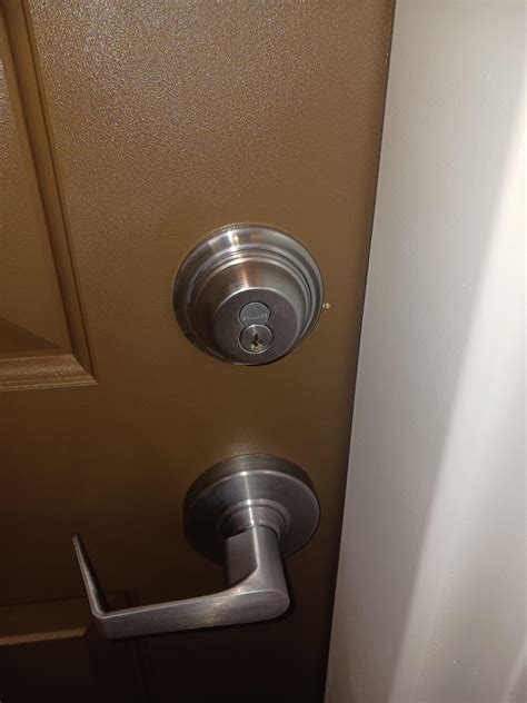 Schlage deadbolts : r/Locksmith