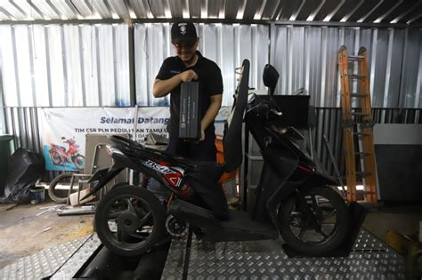 Konversi Sepeda Motor Listrik Di Institut Teknologi Pln Sinpo Id