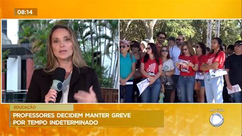 Professores de escolas públicas do DF decidem manter greve por tempo