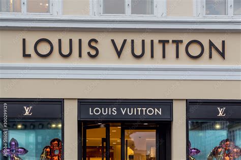 Louis Vuitton Store Entrance Louis Vuitton Brand Logo Logotype Louis