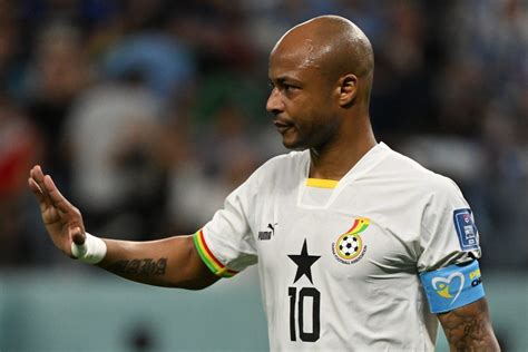 Official André Ayew signs with Nottingham Forest Get French