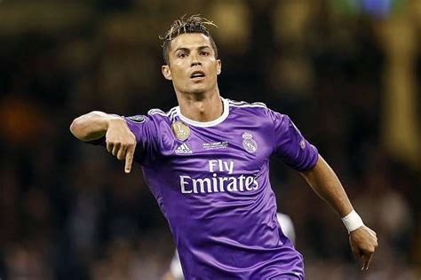 Pros and Cons of Manchester United signing Cristiano Ronaldo from Real Madrid