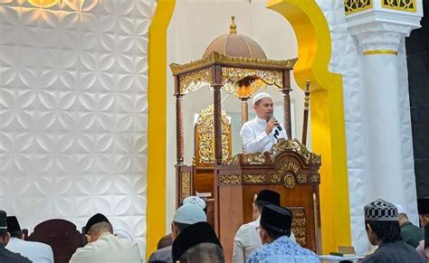 Malam Pertama Ramadhan Bupati Koltim Shalat Tarawih Di Mesjid Jabal Nur