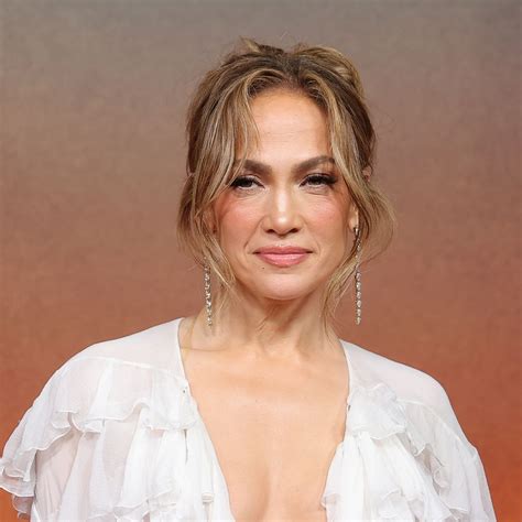 Jennifer Lopez 54 displays incredibly toned physique in risqué cut