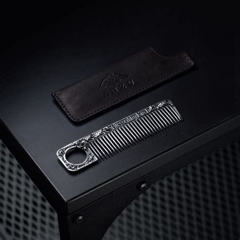 Расческа серебряная «ANZU»