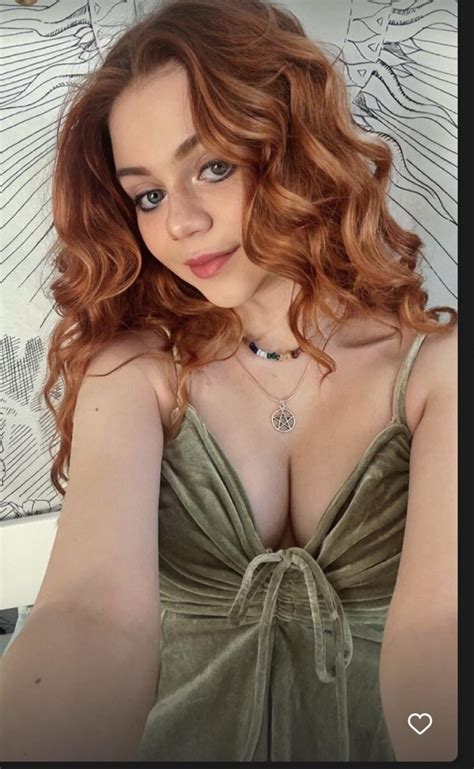 Hot Sexy Matilda Freeman Bikini Pics