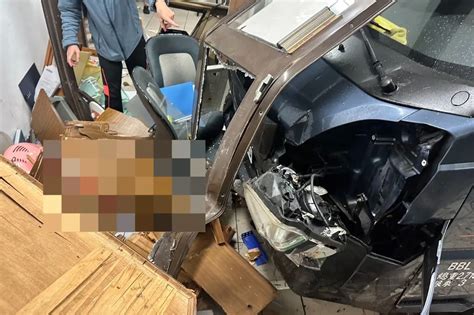 [新聞] 基隆男偷貨車狂衝 途中撞死38歲重機騎士 看板 Gossiping Mo Ptt 鄉公所