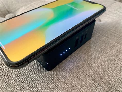 Mophie powerstation hub review: Travel charging with no extra cables ...