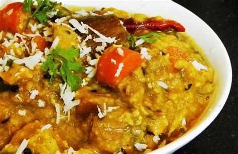 Odisha Dalma-dal cooked with greens vegetable | OdishaBuzz