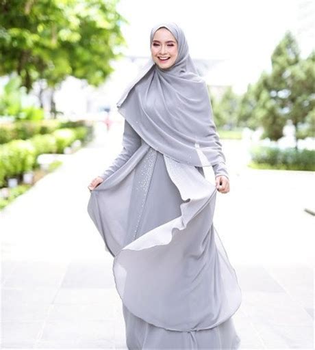 Tips Memakai Hijab Syar'i yang Cantik Tapi Tetap Sesuai Syariah