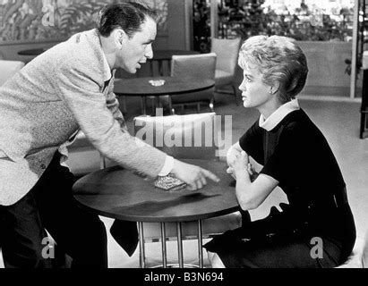 FRANK SINATRA, ANGIE DICKINSON, OCEAN'S 11, 1960 Stock Photo - Alamy