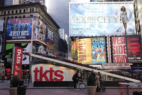 Iconic TKTS booth in Times Square celebrates 50 years of Broadway ...