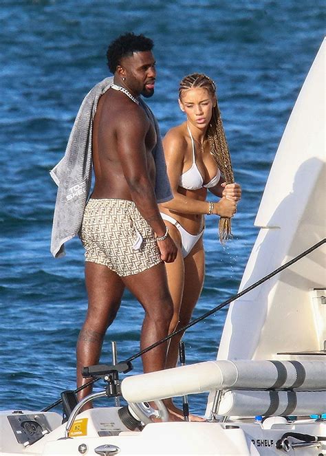 Jason Derulo & Girlfriend Jena Frumes On Miami Boat: Photos – Hollywood ...