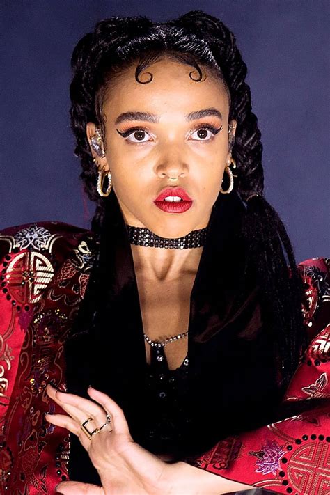 Fka Twigs News And Features Glamour Uk