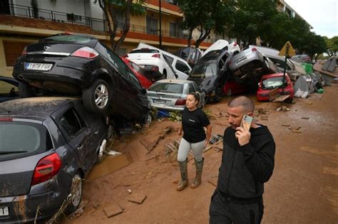 Inondations En Espagne Au Moins 205 Morts Selon Le Dernier Bilan Des