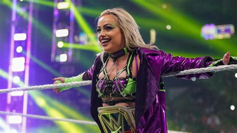 WWE: Liv Morgan could make history in 2023 according to WWE Universe