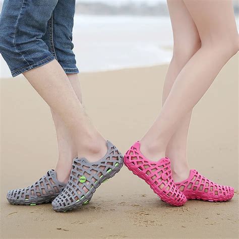 Summer Men Fashion Flats Hollow Out Hole Beach Breathable Sandals Light