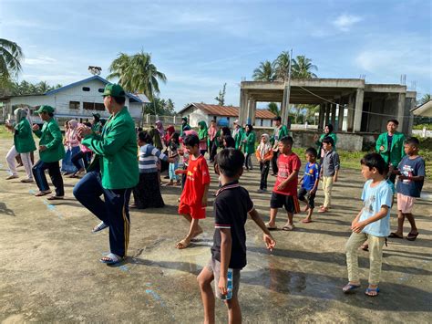 Unimalnews Mahasiswa Kkn 116 Gelar Minggu Bersih Dan Senam Sehat Di